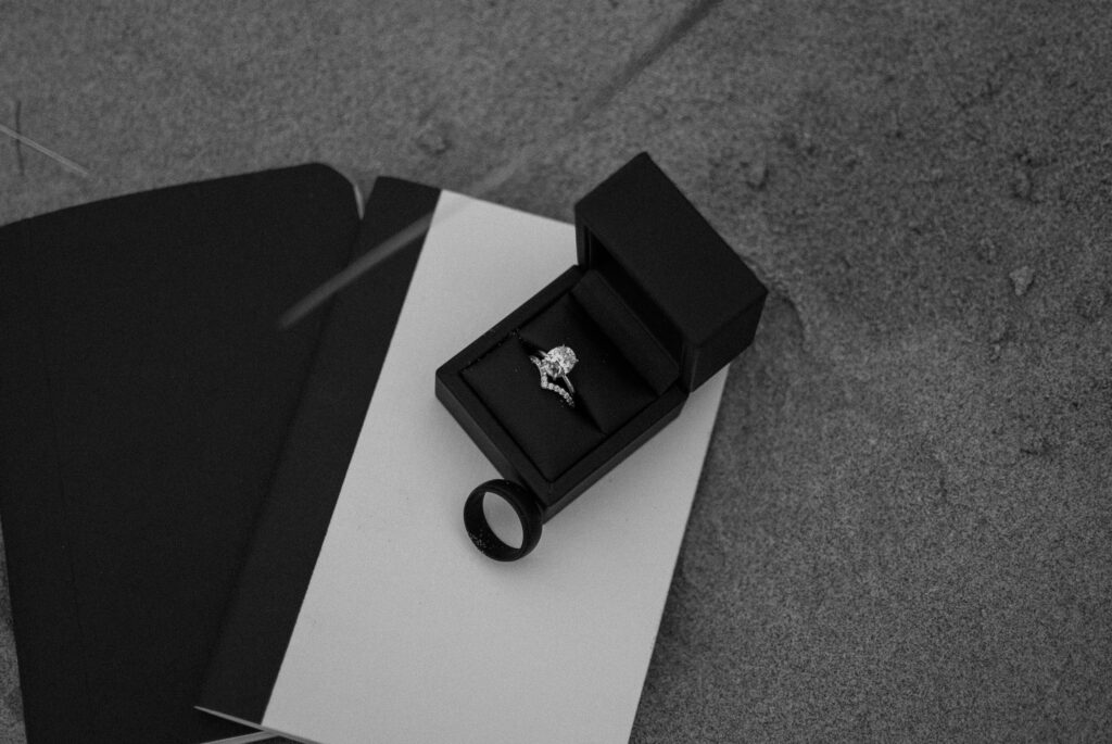 details of oregon coast elopement