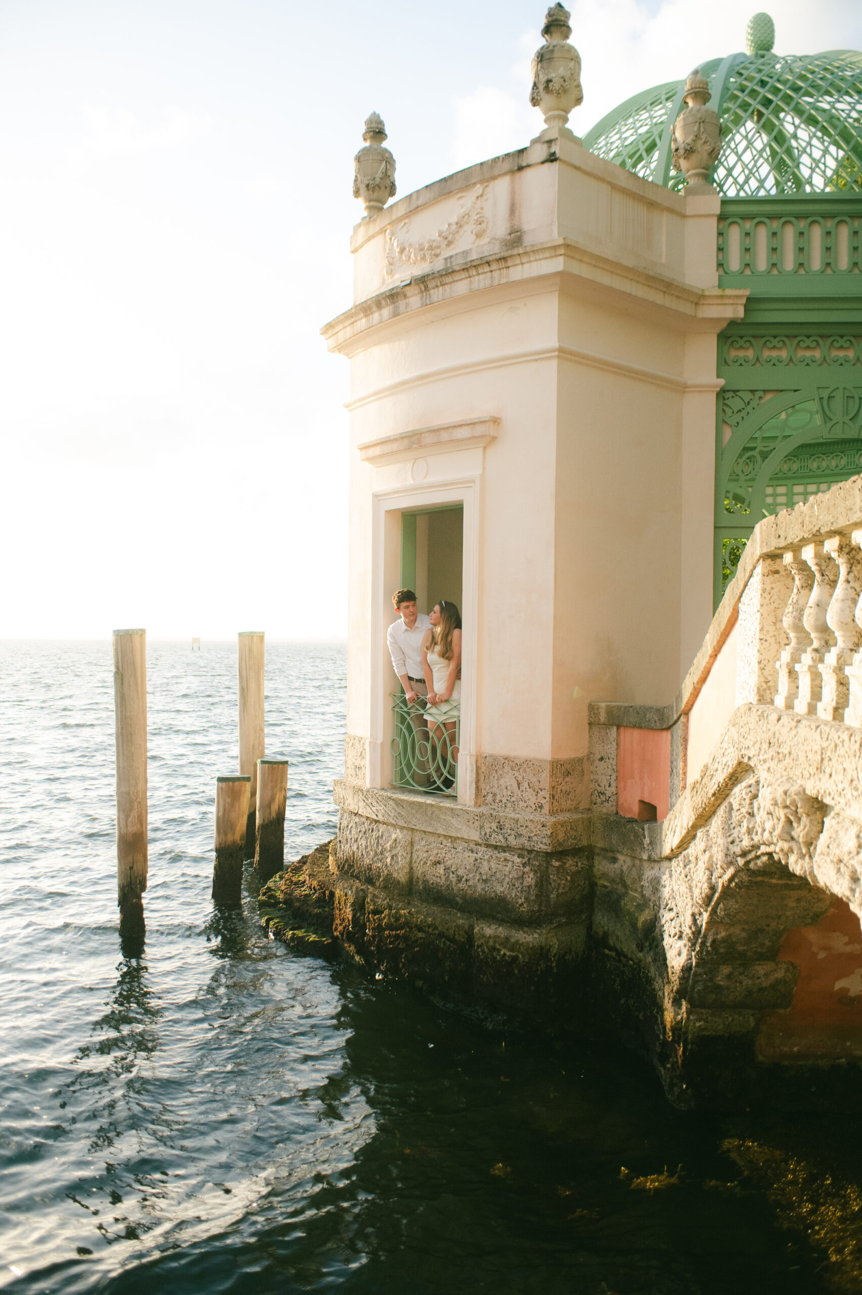 Miami wedding photographer shares a dreamy sunrise engagement session at Vizcaya Museum — stunning Miami wedding photos and wedding pictures Miami couples will love.